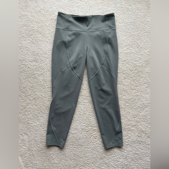 Lululemon High Wasted Leggings - Picture 1 of 4